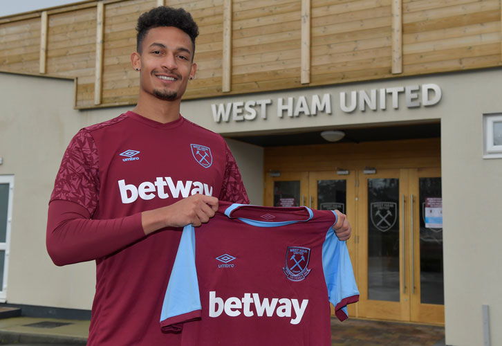 West Ham Announce Signing Of Centre Back Claretandhugh