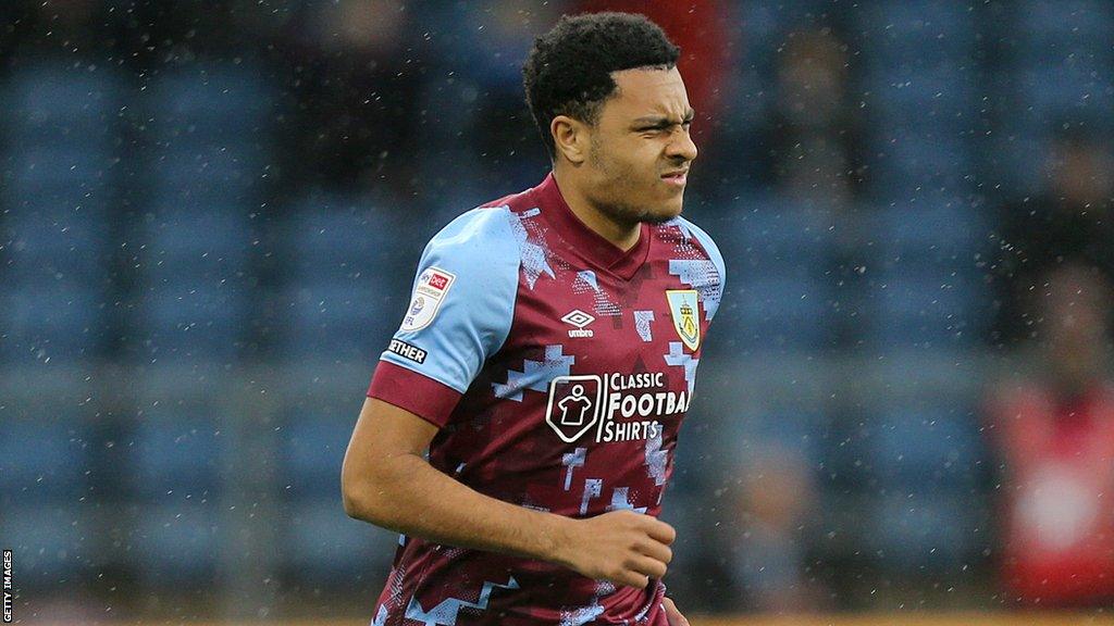 Cj Riley CJ Egan-Riley Snub Adds to West Ham’s Transfer Embarrassment
