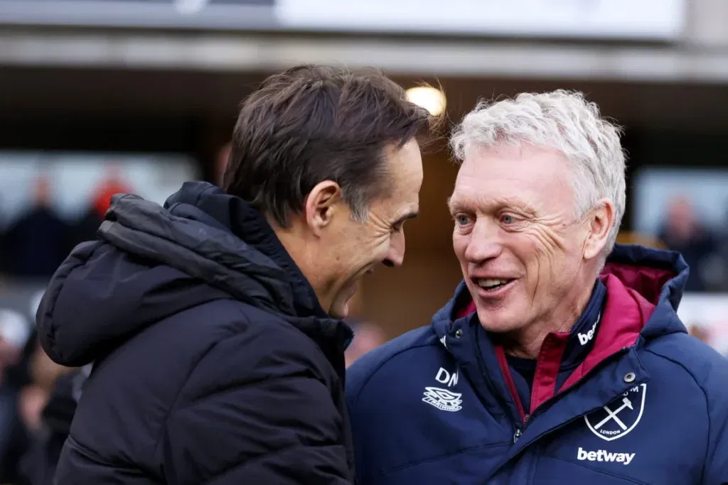 Moyes talks to West Ham coach Julen Lopetegui