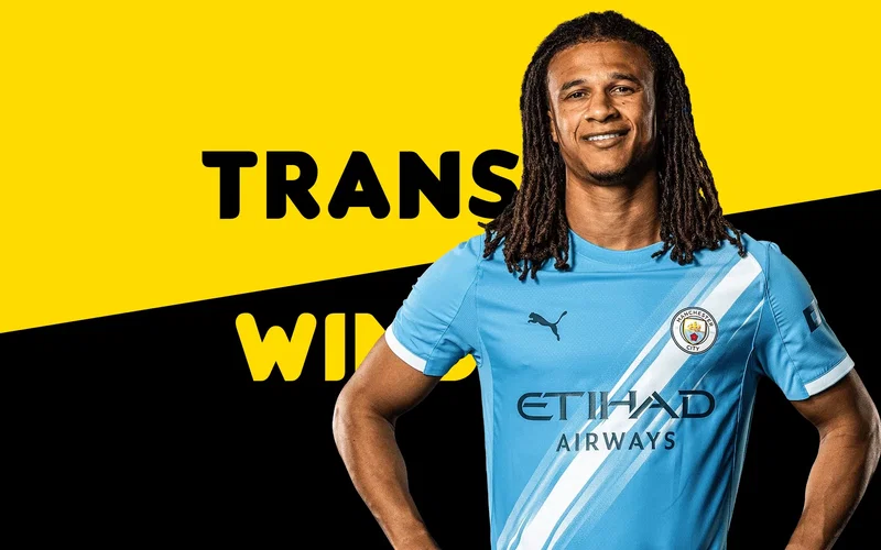 Image for Talks Confirmed as West Ham Get Transfer Ball Rolling With Defender Offer