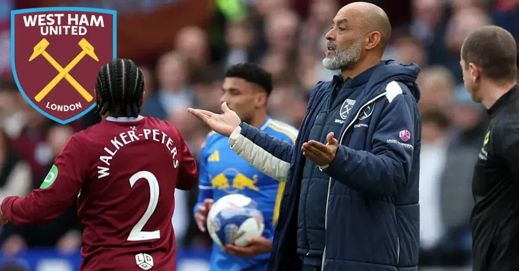Nuno Espirito Santo on the touchline at the London Stadium