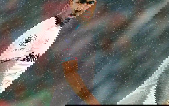 Image for Competition: Win a signed Hammers away shirt