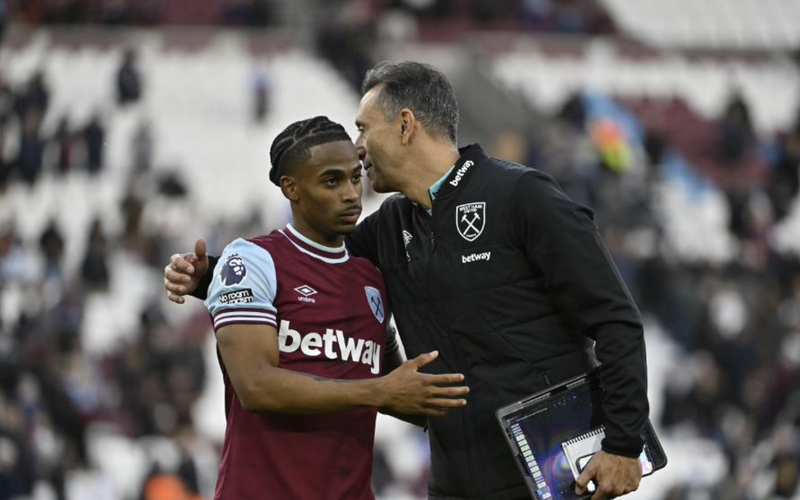 Image for Stubborn Coach Blindly Picking ‘Favourites’ I Change Or Be Changed