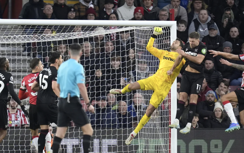 Image for Lopetegui’s Luck Runs Out