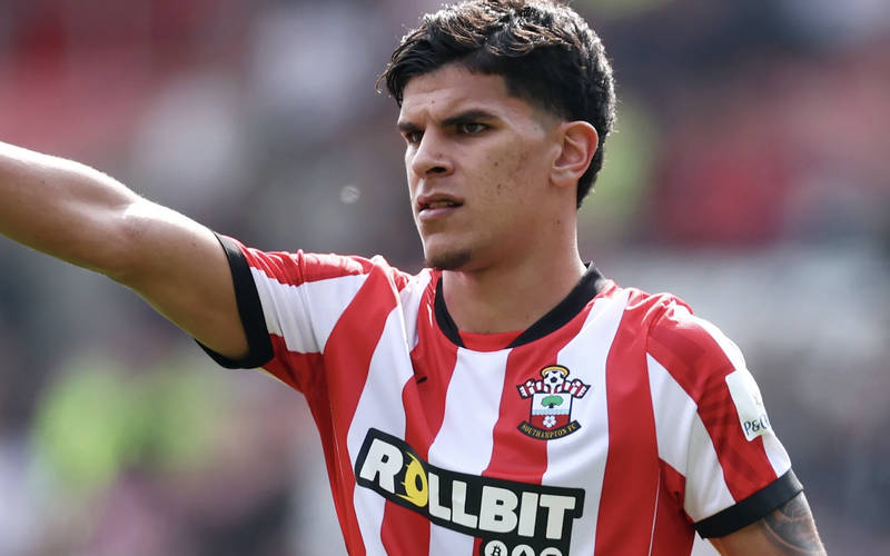 Image for “Next Hammers midfielder will be James Ward Prowse’s successor” | Report