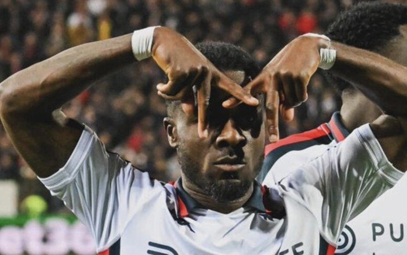 Image for Deadline day deja vu as unwanted star clings to Hammers contract