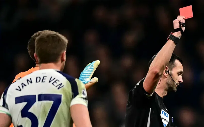 Image for Tottenham in Big Trouble as Palace Defeat Hands West Ham ANOTHER Relegation Lifeline