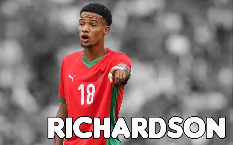 Image for “Good Feet for a Big Fella” | West Ham Chase 6ft 6in Midfielder