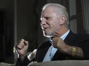 David Gold wants to remain at West Ham until the end