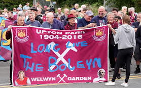 Image for Club in crunch talks with protesters today