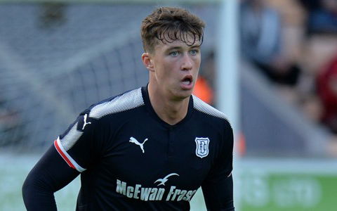 Image for 29 Year old Centre Back – Emerging report