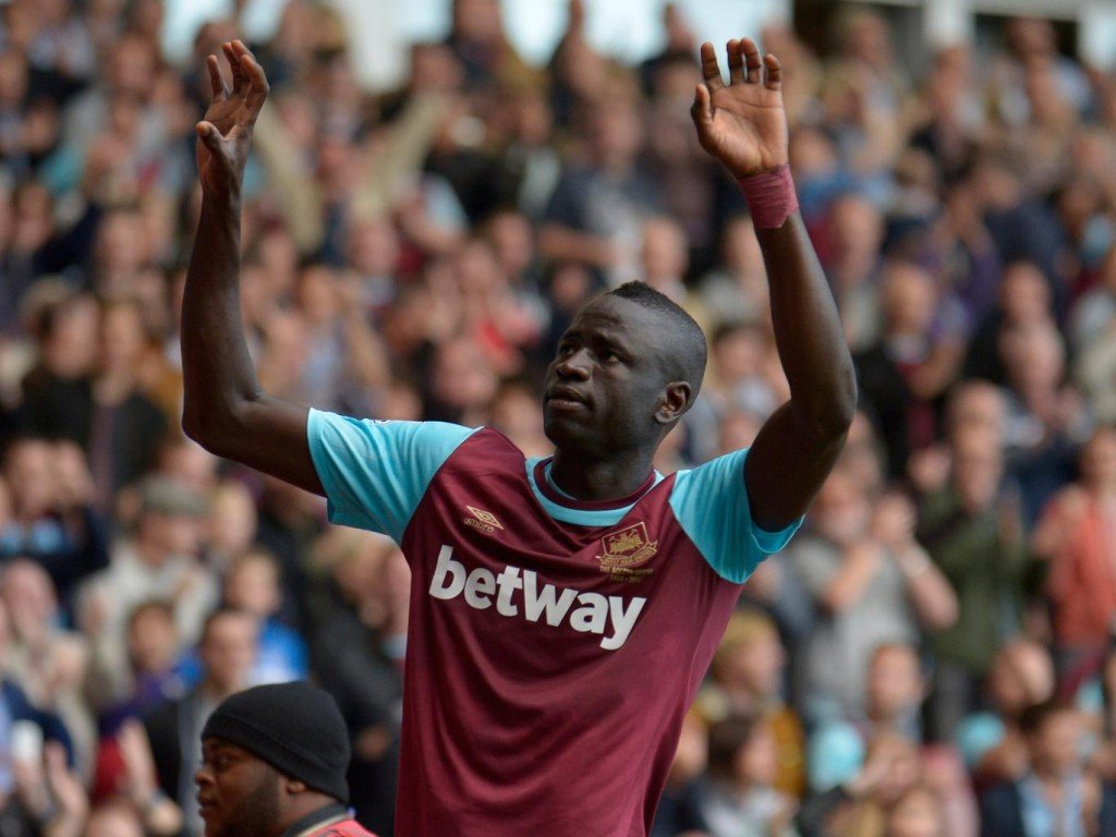 Kouyate set to continue in right back role