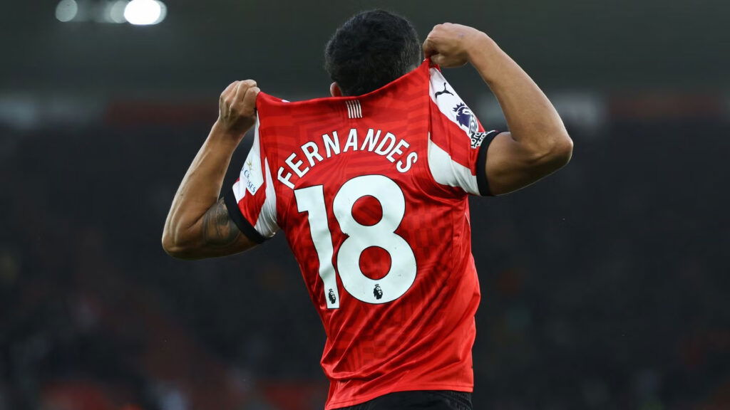 Fernandes still on West Ham's radar