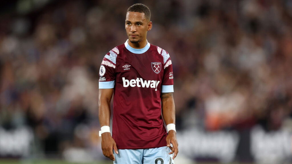 Kehrer-West Ham-substitute-Thilo Kehrer is reportedly a transfer target for Aston Villa and Bundesliga side Eintracht Frankfurt. The 27-year-old arrived at the London club from Paris Saint-Germain in the summer of 2022. The report emanates from Sky Sports Austria, who claim that Kehrer has caught the eye of Unai Emery. Aston Villa is on an unexpected title charge, and the Midlands board will be looking to give Emery funds to strengthen the squad. Kehrer has fallen out of favor at West Ham and is currently out of David Moyes' plans. With Nayef Aguerd traveling to the African Cup of Nations next month, Kehrer may yet get a chance to play this season. However, it would be completely understandable if the player pushed for a move. When he joined West Ham, Kehrer was a German international playing for PSG. It would be hard to blame him if he were to swap a place on the West Ham bench for the chance at a title chase.