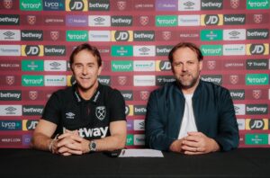 Tim Stiedten and Julen Lopetegui sit down for a West Ham press conference